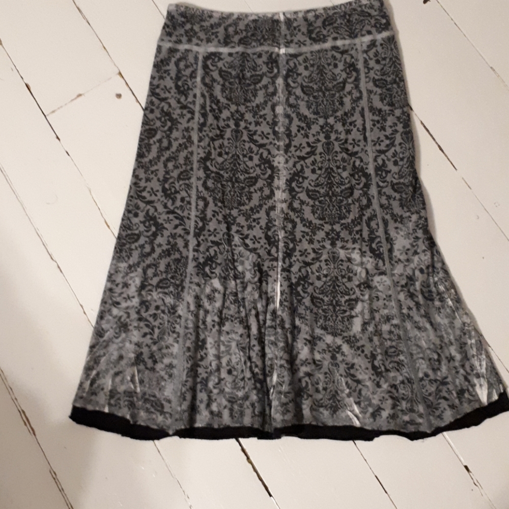 Made in the USA. Nally & Millie. Size M.